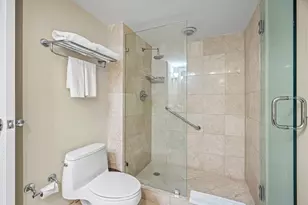 2670 E Sunrise Blvd, Fort Lauderdale, FL 33304 - Photo 18