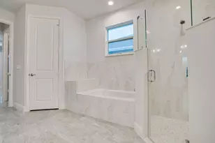 388 SW Vista Lake Dr, Port Saint Lucie, FL 34953 - Photo 38