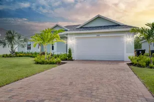 388 SW Vista Lake Dr, Port Saint Lucie, FL 34953 - Photo 1
