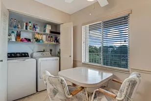 7301 Amberly Ln, Delray Beach, FL 33446 - Photo 12