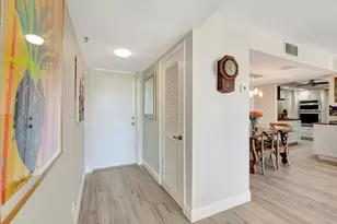 1523 Bridgewood Dr, Boca Raton, FL 33434 - Photo 6
