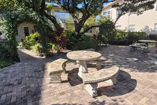 319 Chatham P, West Palm Beach, FL 33417 - Photo 16