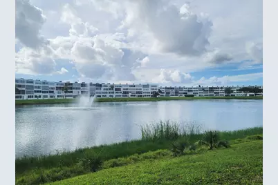 319 Chatham P, West Palm Beach, FL 33417 - Photo 18