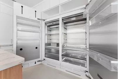 880 NE 3rd Avenue, Boca Raton, FL 33432 - Photo 20