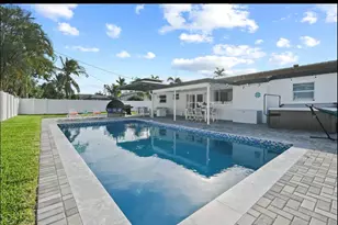 5040 NE 22nd Ave, Lighthouse Point, FL 33064 - Photo 2
