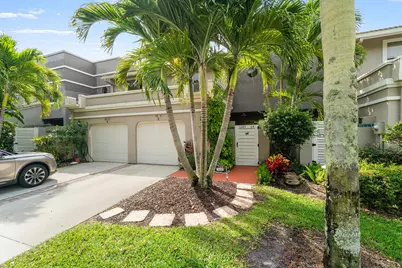 5285 Monterey Circle E, Delray Beach, FL 33484 - Photo 4