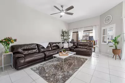 5285 Monterey Circle E, Delray Beach, FL 33484 - Photo 10