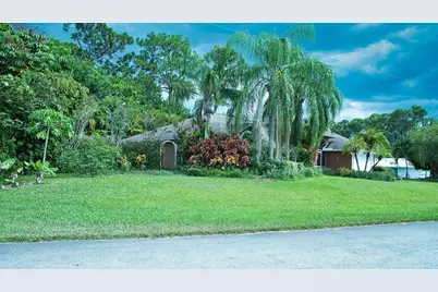 2312 SW Kent Circle, Port Saint Lucie, FL 34953 - Photo 2