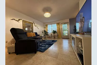 81 Camden, Unit #D, West Palm Beach, FL 33417 - Photo 1