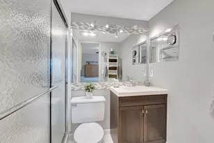 2051 Cambridge C, Deerfield Beach, FL 33442 - Photo 12