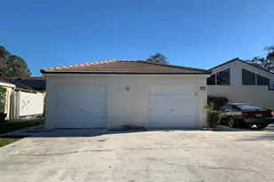 1339 Periwinkle Pl, Wellington, FL 33414 - Photo 16