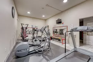 2951 NW 46th Ave, Lauderdale Lakes, FL 33313 - Photo 44