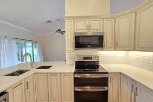 13053 Meadowbreeze Dr, Wellington, FL 33414 - Photo 102