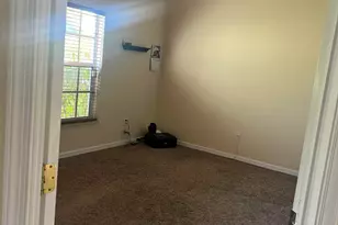 944 SE Browning Ave, Port Saint Lucie, FL 34983 - Photo 14