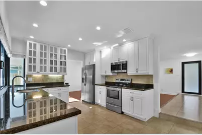 6000 NE 18th Terrace, Fort Lauderdale, FL 33308 - Photo 8