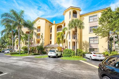 300 Uno Lago Drive, Unit #304, Juno Beach, FL 33408 - Photo 4