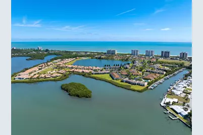 3212 S Lakeview Circle, Unit #10-205, Fort Pierce, FL 34949 - Photo 4
