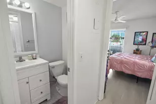 560 Horizons W Unit, Boynton Beach, FL 33435 - Photo 8