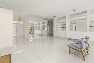 199 E Tall Oaks Cir, Palm Beach Gardens, FL 33410 - Photo 4