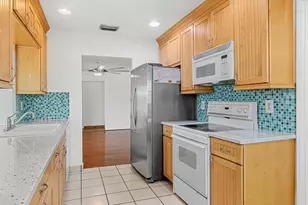 2198 SW 12th Ave, Boynton Beach, FL 33426 - Photo 16