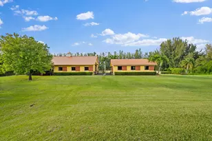 11861 Hawk Hollow, Wellington, FL 33449 - Photo 2