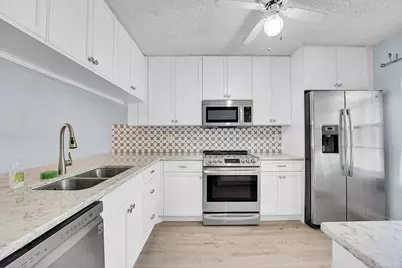 2301 Sabal Ridge Court, Unit #A, Palm Beach Gardens, FL 33418 - Photo 8