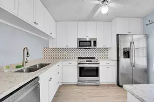 2301 Sabal Ridge Ct, Palm Beach Gardens, FL 33418 - Photo 8