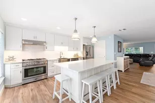 1749 SW Coxswain Pl, Palm City, FL 34990 - Photo 10