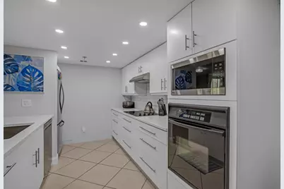 955 Egret 104 Circle, Unit #104, Delray Beach, FL 33444 - Photo 8