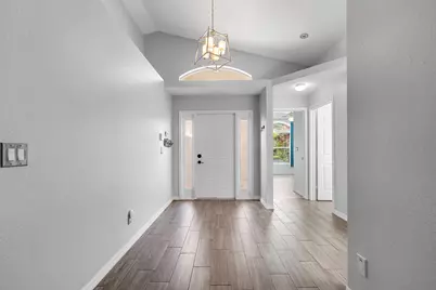 8045 SE Morningwood Place, Hobe Sound, FL 33455 - Photo 10