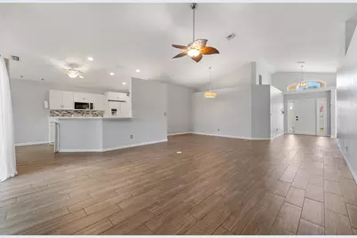 8045 SE Morningwood Place, Hobe Sound, FL 33455 - Photo 14