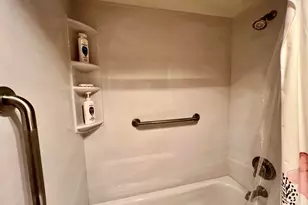 4015 Islewood D, Deerfield Beach, FL 33442 - Photo 6