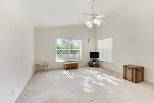 8218 Palm Gate Dr, Boynton Beach, FL 33436 - Photo 12