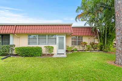 674 Laconia Circle, Lake Worth, FL 33467 - Photo 2