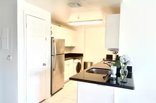 2080 Greenview Shores Blvd, Wellington, FL 33414 - Photo 8