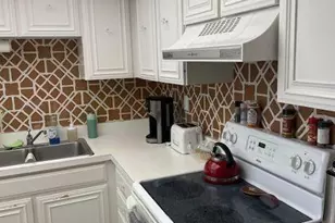 2500 Presidential Way, West Palm Beach, FL 33401 - Photo 16