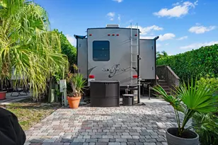 10851 S Ocean Dr, Jensen Beach, FL 34957 - Photo 12