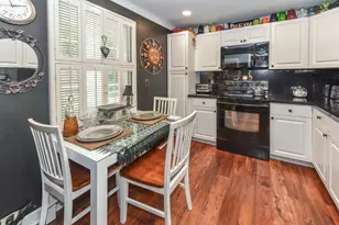 3960 Oaks Clubhouse Dr, Pompano Beach, FL 33069 - Photo 6