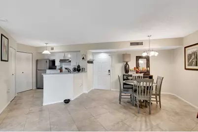 1000 Scotia Drive #204, Hypoluxo, FL 33462 - Photo 4