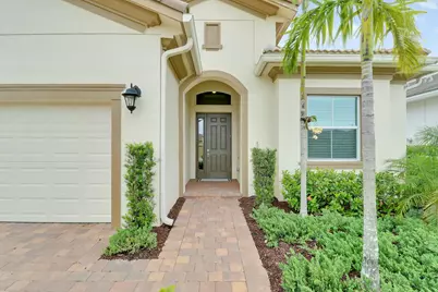 9182 SW Pepoli Way, Port Saint Lucie, FL 34987 - Photo 4