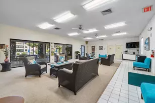 3710 Whitehall Dr, West Palm Beach, FL 33401 - Photo 32