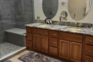 2285 Saratoga Ln, West Palm Beach, FL 33409 - Photo 18