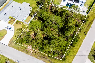 5489 NW Brent Court, Port Saint Lucie, FL 34986 - Photo 4