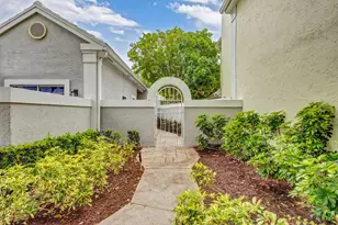 7 Wyndham Ln, Palm Beach Gardens, FL 33418 - Photo 4