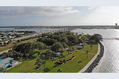 5 Harbour Isle Drive E #202, Fort Pierce, FL 34949 - Photo 100