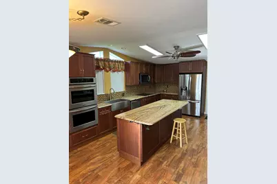 553 Tropical Isles Circle, Fort Pierce, FL 34982 - Photo 4