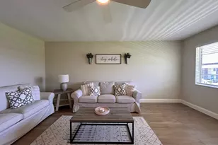 620 Horizons W Unit, Boynton Beach, FL 33435 - Photo 4