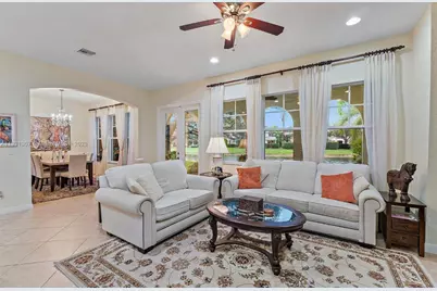 834 Madison Court, Palm Beach Gardens, FL 33410 - Photo 8