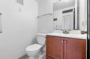 1012 Newport G, Deerfield Beach, FL 33442 - Photo 10