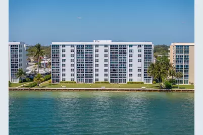 401 Lake Shore Drive #504, Lake Park, FL 33403 - Photo 2